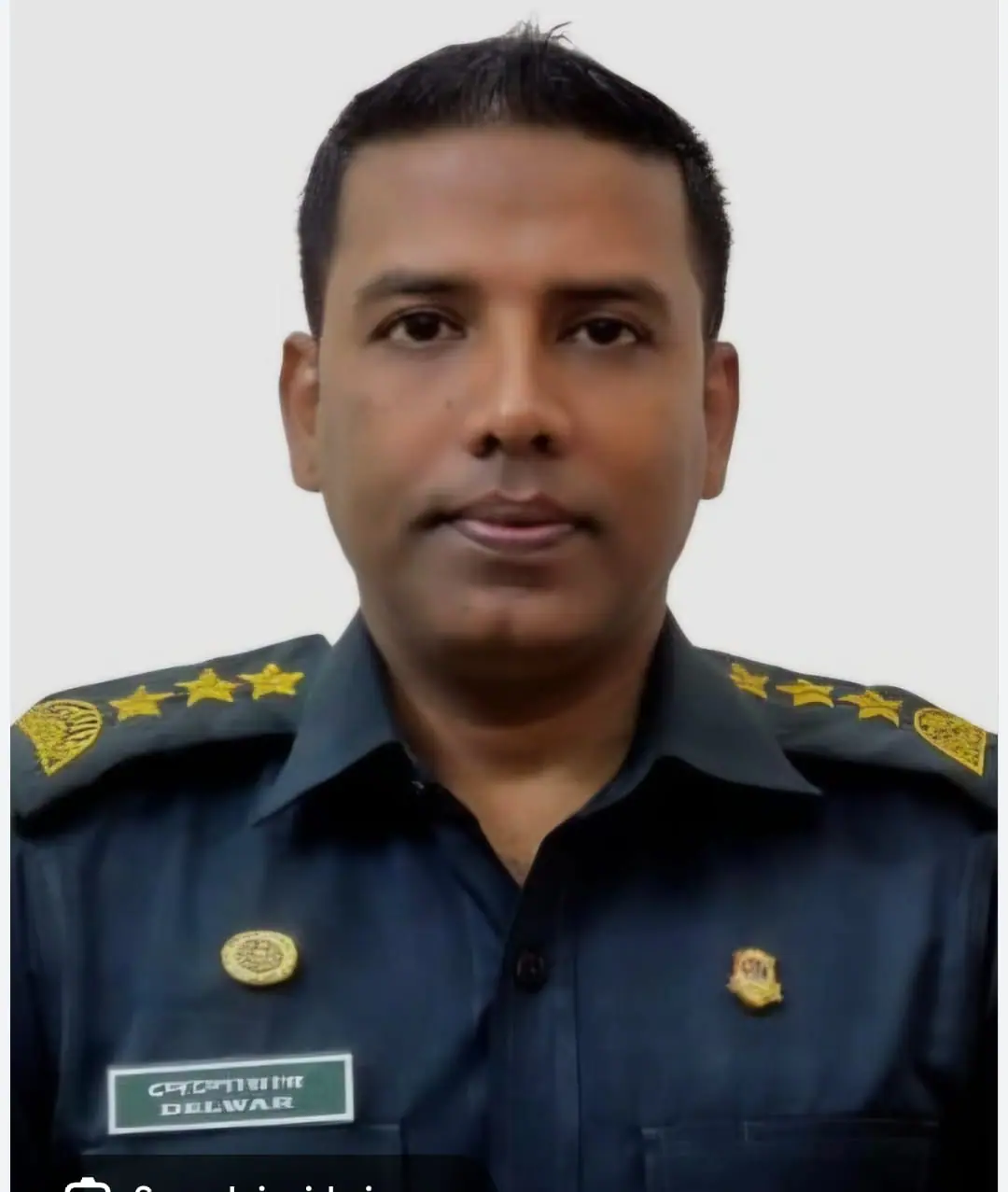 ৪ লাখ টাকা ঘুষ নিয়েও প্রতারণা