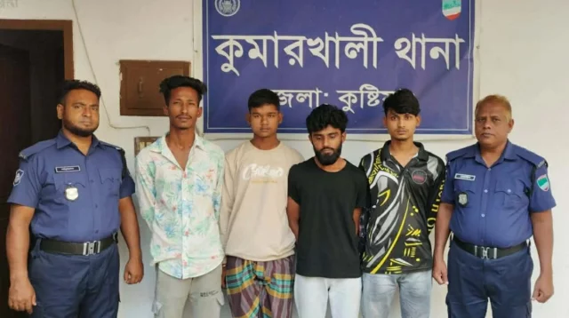 ছাত্রলীগের মিছিলের ভিডিও ফেসবুকে প্রকাশের পর গ্রেপ্তার ৩