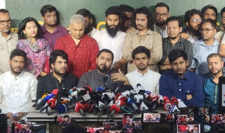 জ্বালানি সংকট নিয়ে সরকারের সমালোচনা: ‘এটা পরিকল্পিত নাটক’—নাহিদ ইসলাম