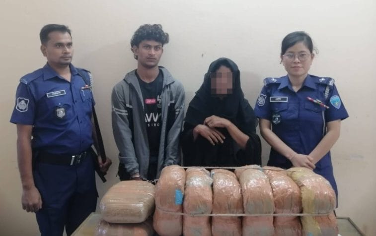 মোটরসাইকেলে মাদক পরিবহন ব্রাহ্মণবাড়িয়ায় গাঁজাসহ আটক ২ কারবারি