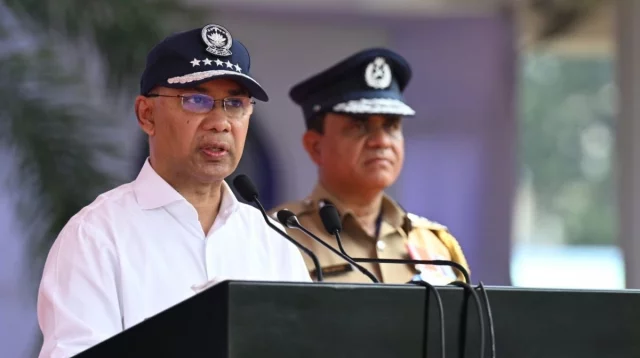 ২৫ মার্চের আগে রাজারবাগে পুলিশদের কেন একত্রিত করা হয়েছিল গবেষণার দাবি রাখে