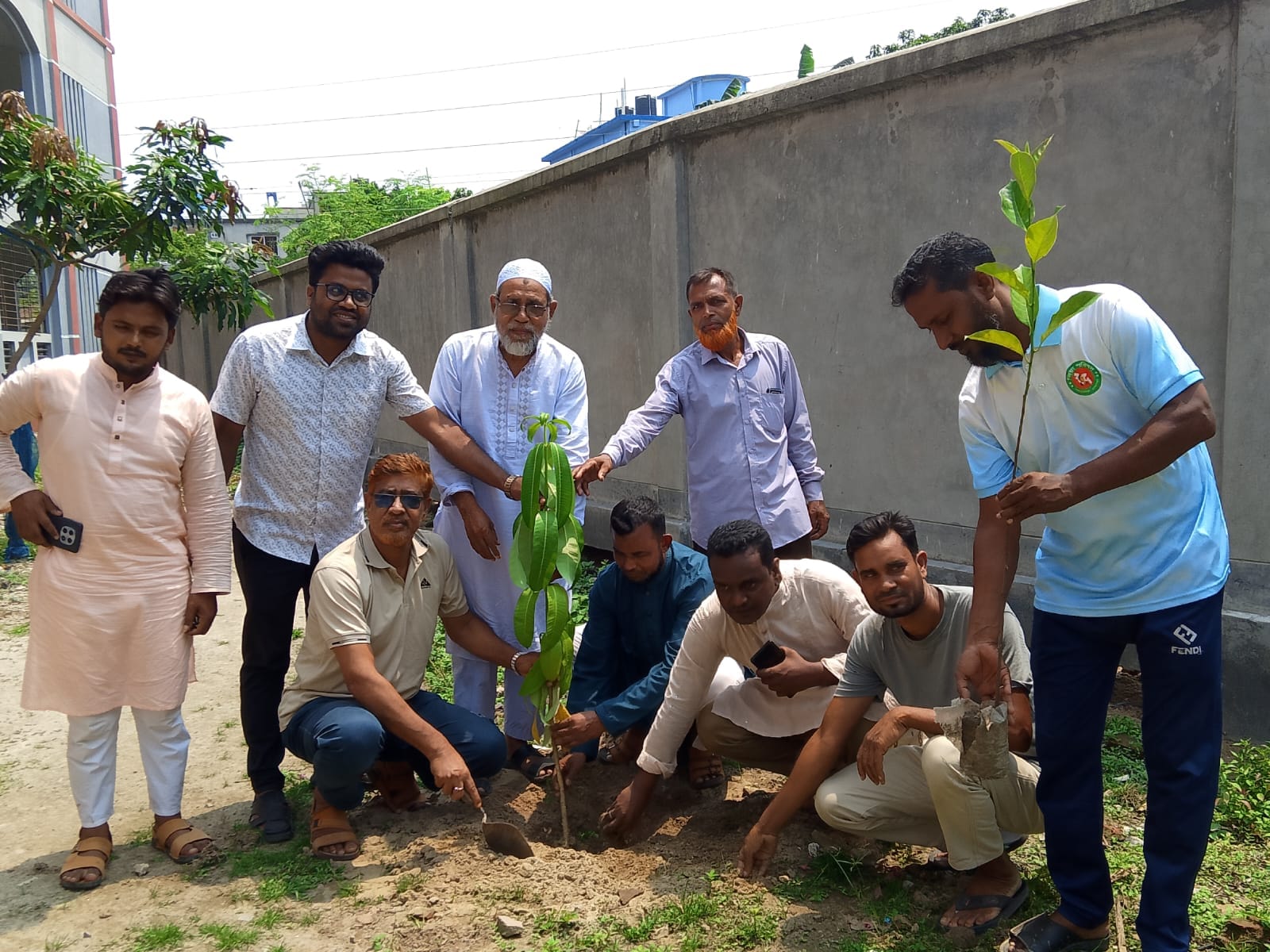 পরিবেশ রক্ষায় সিংড়ায় শুরু হলো ৫ বছরে ২৫ কোটি বৃক্ষরোপণ কর্মসূচি