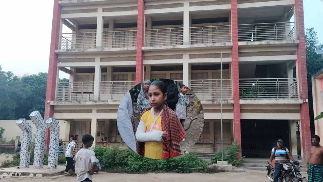 পড়া না পারায় ‘শাসন’, শিক্ষিকার মারধরে শিশুর হাত ভাঙার অভিযোগ