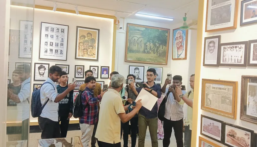 ডাকসু সংগ্রহশালায় জিন্নাহর ছবি নিয়ে বিতর্ক, তদন্ত কমিটি গঠন করল ঢাবি প্রশাসন