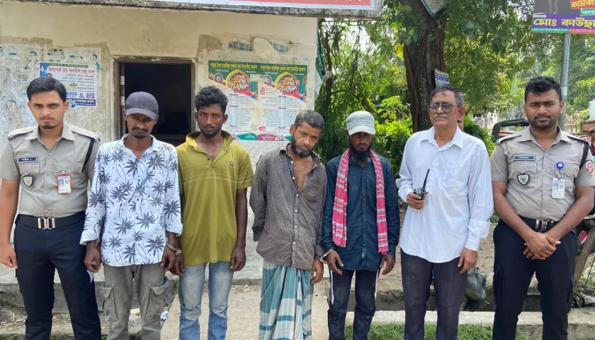 ব্রাহ্মণবাড়িয়ায় ২৭০ গ্রাম গাঁজাসহ ৪ জন গ্রেপ্তার, কারাদণ্ড-অর্থদণ্ড