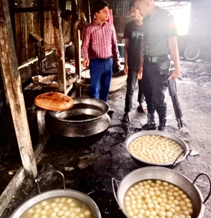 গোপালগঞ্জ ভ্রাম্যমান আদালতে দোকান মালিককে জরিমানা