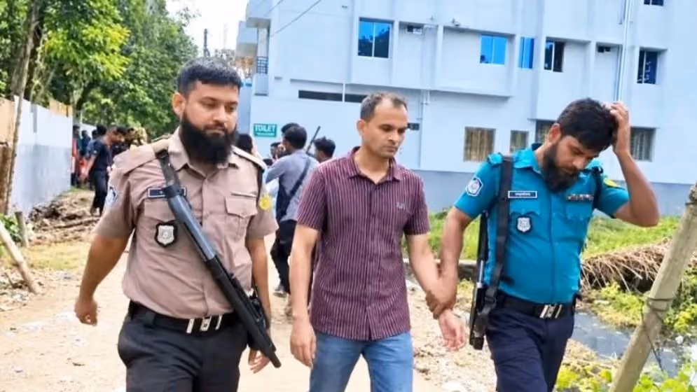 যে থানায় যান, সেখানেই বিয়ে করেন ওসি মাহবুব—নারীর অভিযোগ