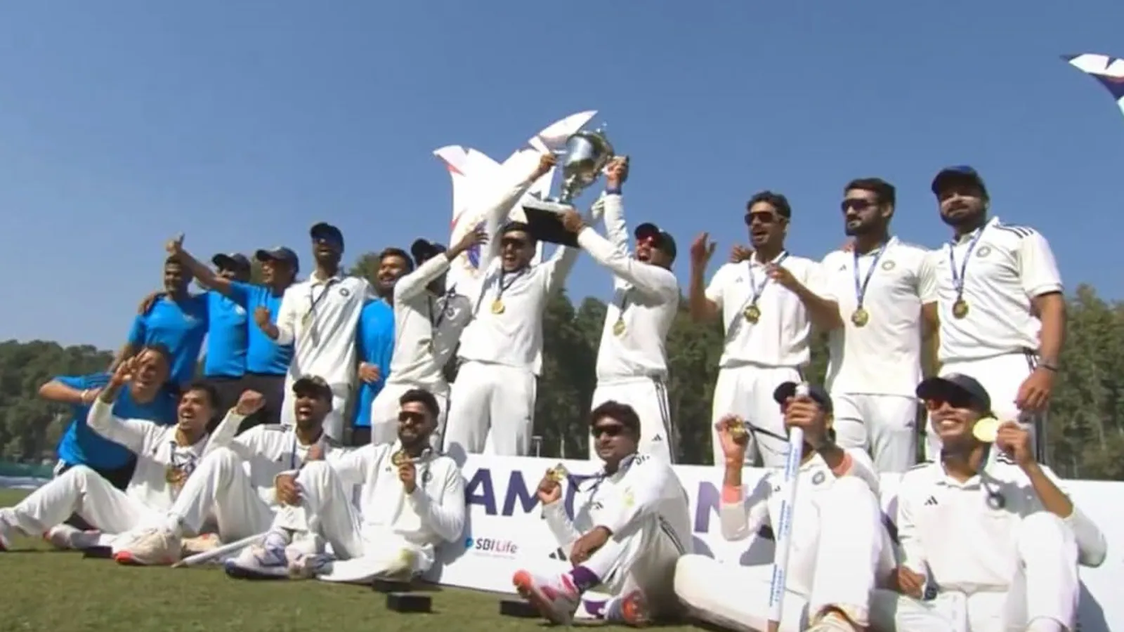 24fcatc4_rishabh-pant_625x300_04_October_26