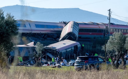 28spain-crash-header-ctmh-superJumbo