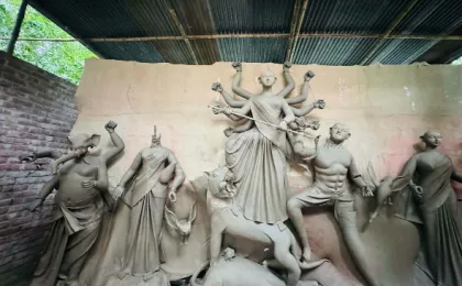 দুর্গাপূজার আগে কুষ্টিয়ায় মন্দিরে প্রতিমা ভাঙচুর, আতঙ্কে সনাতন ধর্মাবলম্বীরা