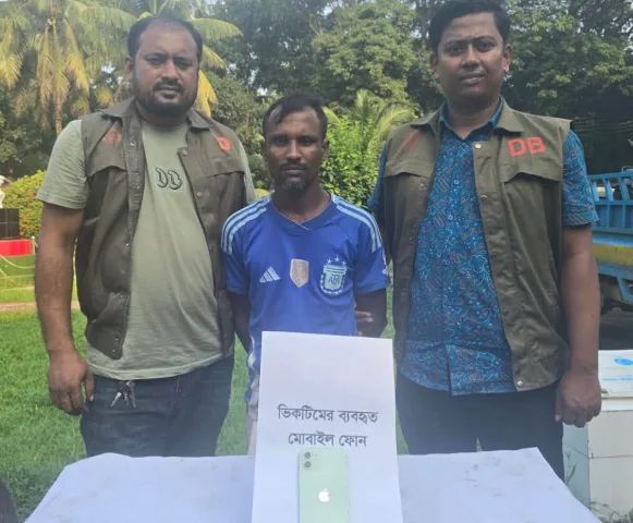 কুমিল্লায় স্কুলছাত্রী জান্নাতুল হত্যা: সিএনজি চালক গ্রেপ্তার, উদ্ধার আইফোন