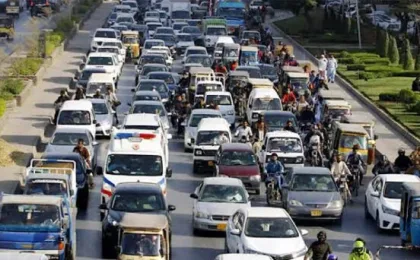 traffic-696×342
